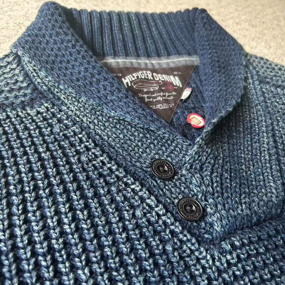 Tommy Hilfiger Men's Denim Vintage Cotton Quarter-Zip Sweater - Picture 5 of 8